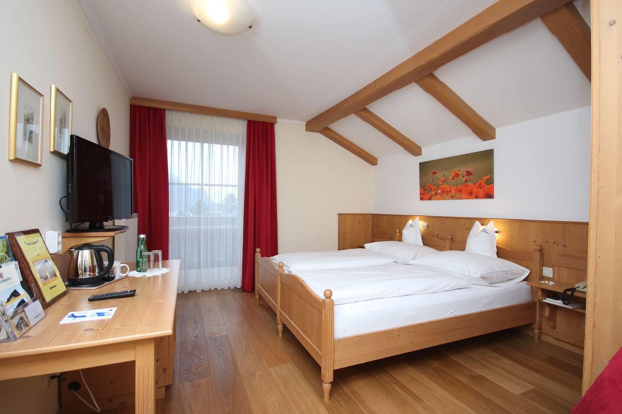 Hotel-Garni Schernthaner Sankt Gilgen Eksteriør billede